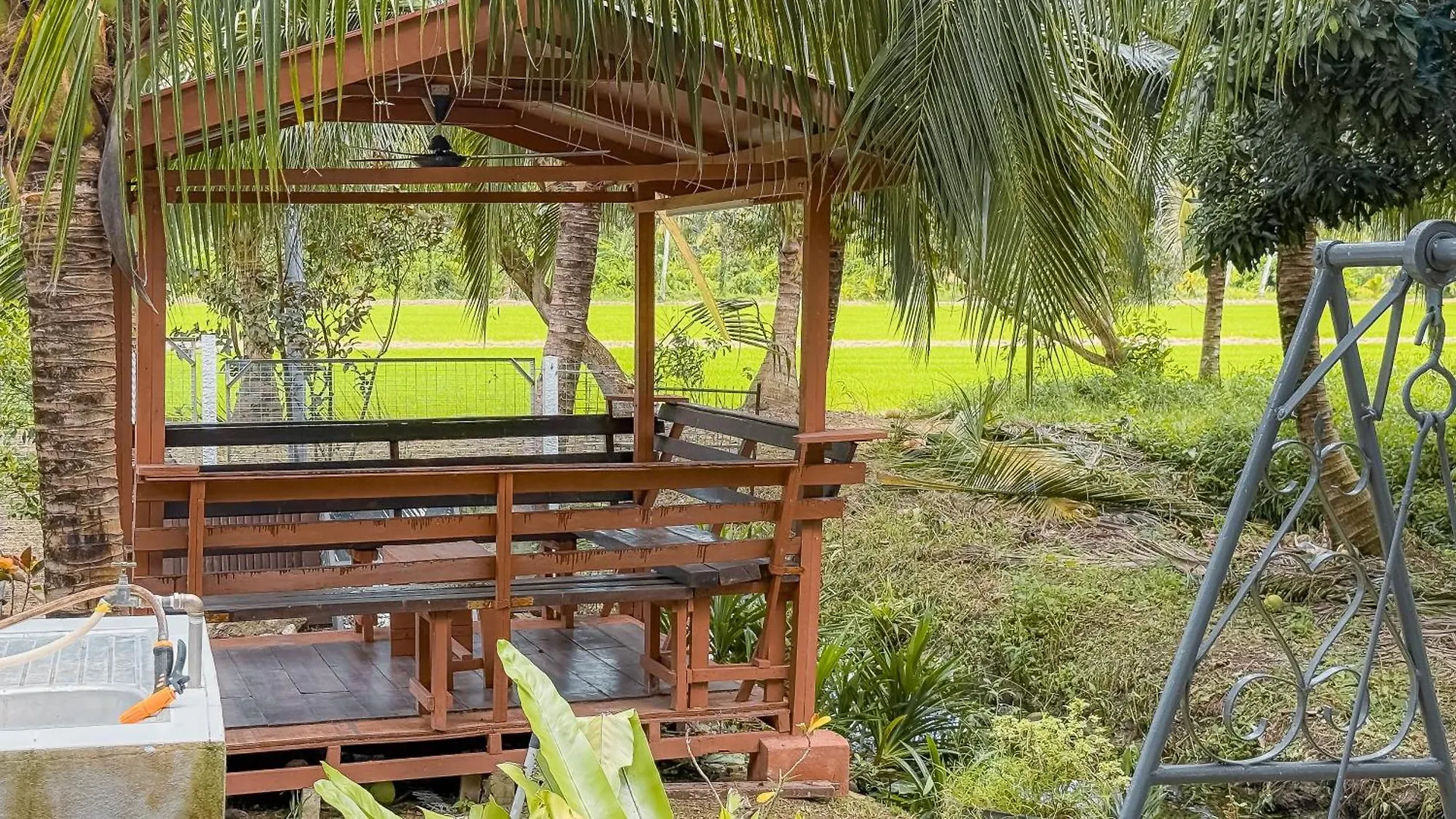 بيت للعطل Kampung Nature Stilt House With Paddy Field View باليك بولاو