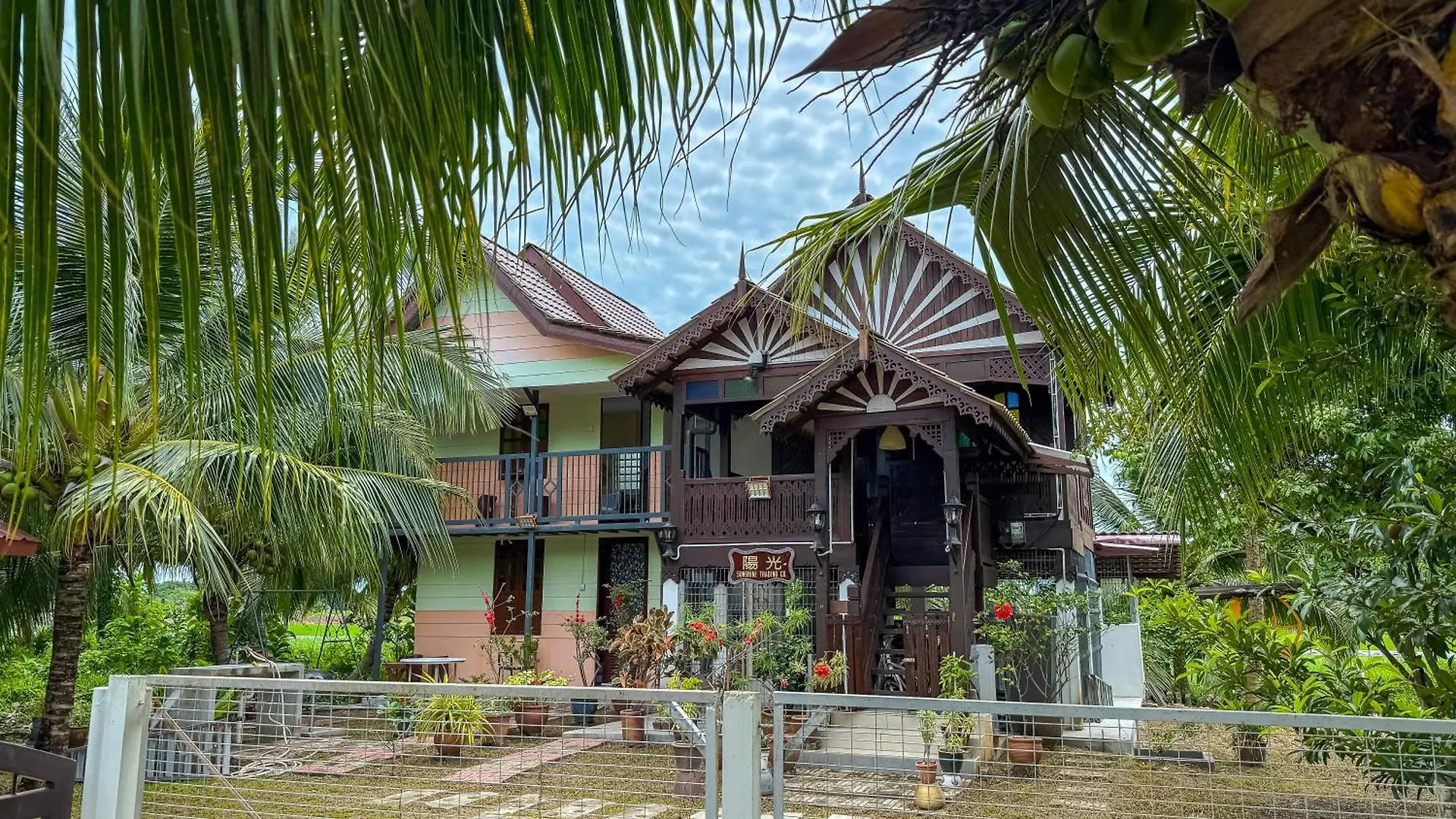 Kampung Nature Stilt House With Paddy Field View Balik Pulau 0*,