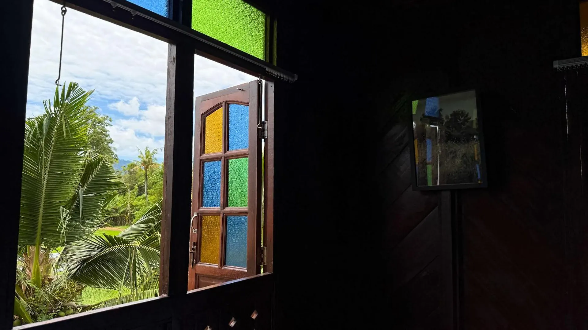 Prázdninový dům Kampung Nature Stilt House With Paddy Field View Balik Pulau Malajsie